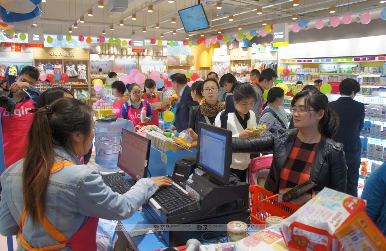 圖5:愛親母嬰海淀專賣店開業(yè)當(dāng)天人氣飆升