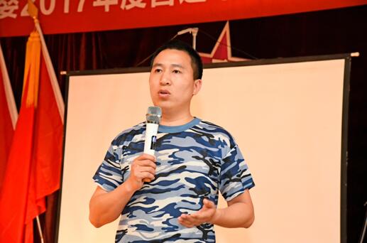 愛(ài)親母嬰行業(yè)內(nèi)運(yùn)營(yíng)官王總致辭